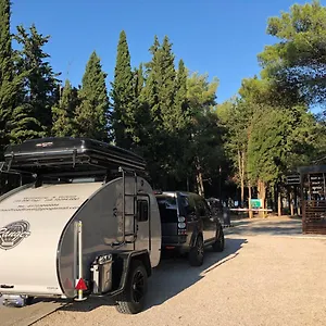 4* Camping Vransko Jezero - Crkvine
